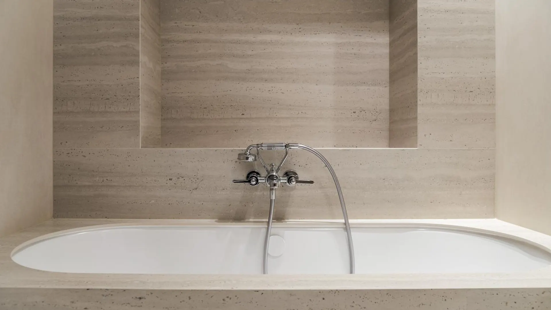 Oniri - Serviced Apartments In Louvre - Rue De Rivoli Paris