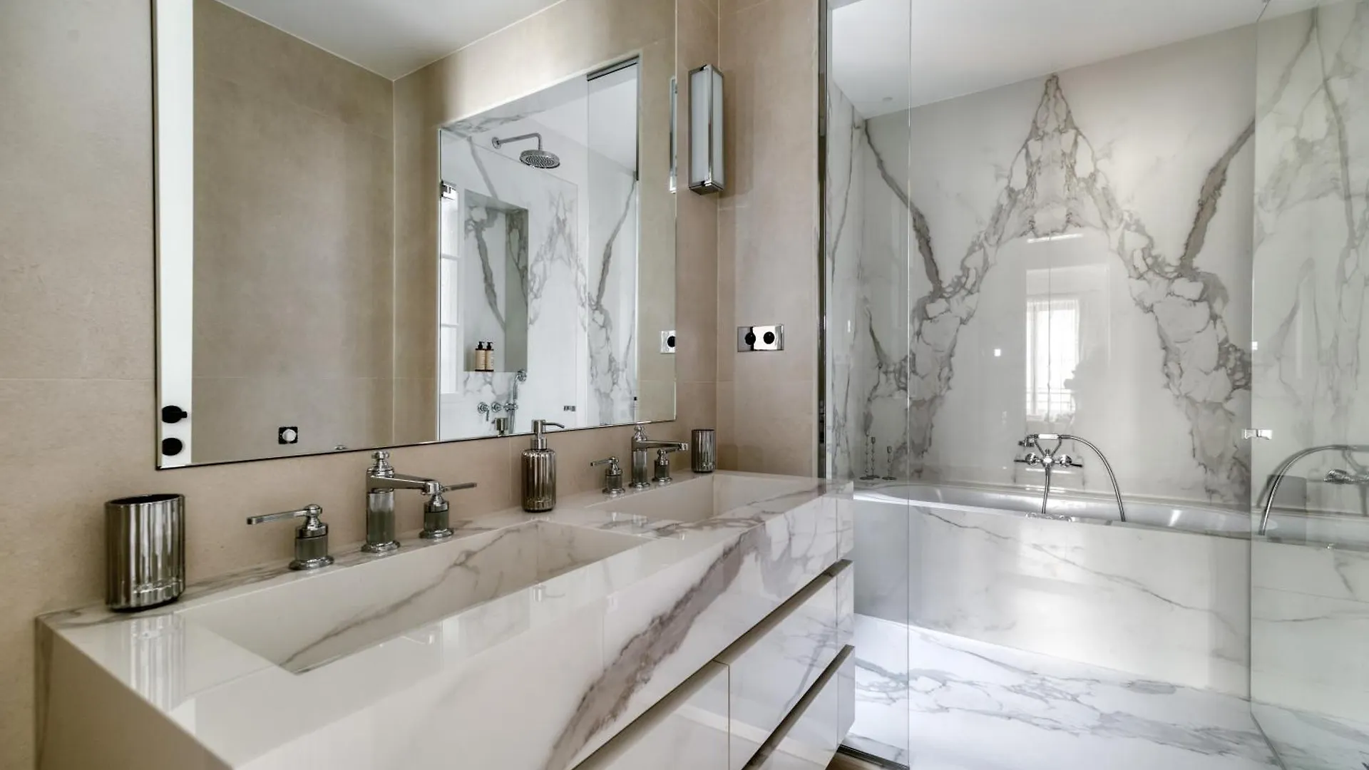 Oniri - Serviced Apartments In Louvre - Rue De Rivoli 파리 0*,  프랑스